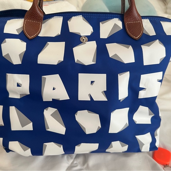 Longchamp - Picture 14 of 15